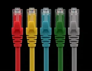 Cables de red latiguillos JR45 cómpralo en cableyrack.com