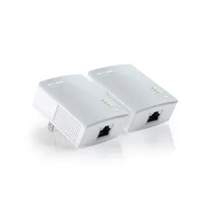 Punto de acceso TP-LINK PA4010 con enchufe. TP-Link TL-PA4010KIT. Rango máximo de transferencia de datos cómpralo en cableyrack.com tu tienda de conexiones de red y material eléctrico en Madrid